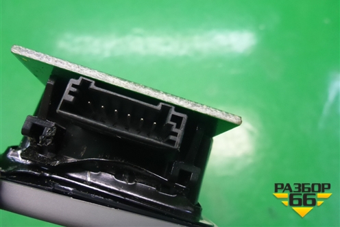 Плафон салонный задний (левый) для BMW X5 E70 с 2007-2013г (Х5 Е70)