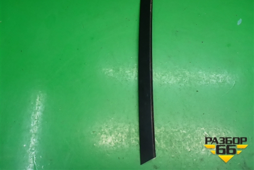 Накладка стекла заднего правого (глухого) для BMW X5 E70 с 2007-2013г (Х5 Е70)