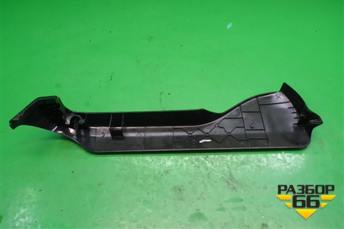 Накладка внутренняя (правая на водительское сиденье) (0005672022) для BMW X5 E70 с 2007-2013г (Х5 Е70)