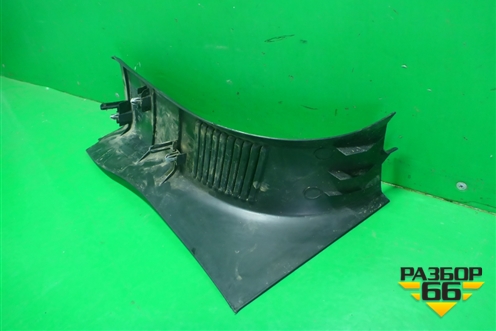 Обшивка багажника на заднюю панель (левая) (2N11N13025ACW) для Ford Fusion с 2002г (Фьюжн)