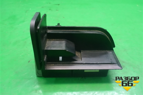 Кронштейн полки багажника (правый) (9928100014) для BMW X5 E70 с 2007-2013г (Х5 Е70)