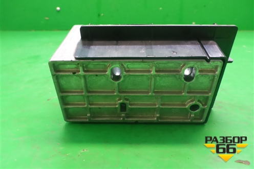 Кронштейн полки багажника (левый) для BMW X5 E70 с 2007-2013г (Х5 Е70)