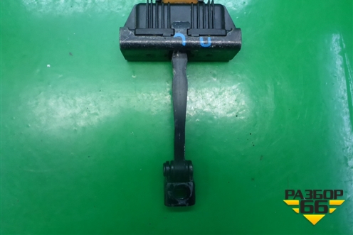 Ограничитель двери передней левой для BMW X5 E70 с 2007-2013г (Х5 Е70)