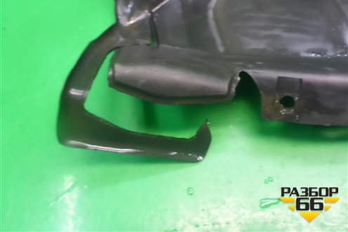 Пыльник (левый на лонжероне) (51747161745) для BMW X5 E70 с 2007-2013г (Х5 Е70)