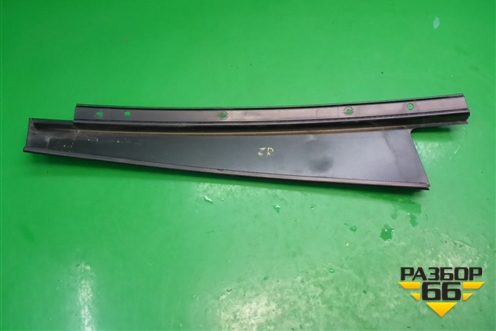 Накладка двери задней правой (на рамку) для BMW X5 E70 с 2007-2013г (Х5 Е70)