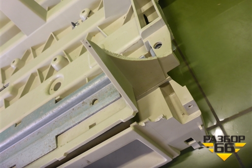 Консоль (82199645) для Volvo TRUCK FH с 2013-2019г (ФШ)