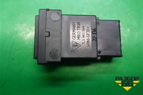 Кнопка обогрева сидений правая (7L5963564) для Porsche Cayenne с 2003-2010г (Каен)
