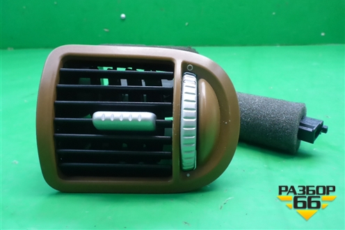 Дефлектор воздушный правый (7L5819704A) для Porsche Cayenne с 2003-2010г (Каен)