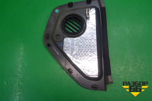 Накладка на торпедо (боковая левая) (7L5857175) для Porsche Cayenne с 2003-2010г (Каен)