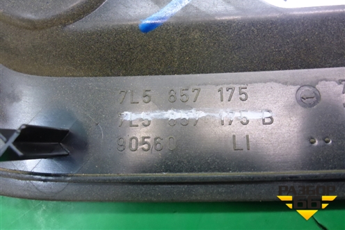 Накладка на торпедо (боковая левая) (7L5857175) для Porsche Cayenne с 2003-2010г (Каен)