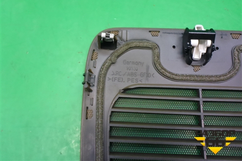 Решетка динамика (на торпедо) (7L5858189) для Porsche Cayenne с 2003-2010г (Каен)