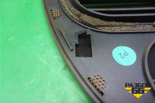 Решетка динамика (на торпедо) (7L5858189) для Porsche Cayenne с 2003-2010г (Каен)