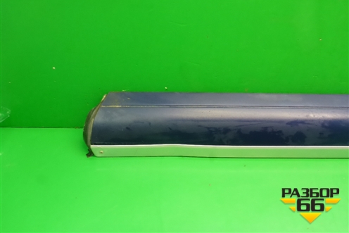 Накладка двери передней правой (7L5837788) для Porsche Cayenne с 2003-2010г (Каен)