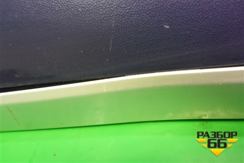 Накладка двери передней правой (7L5837788) для Porsche Cayenne с 2003-2010г (Каен)