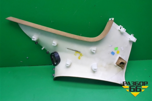 Обшивка стойки задняя верхняя правая (задняя) (7L5867246) для Porsche Cayenne с 2003-2010г (Каен)