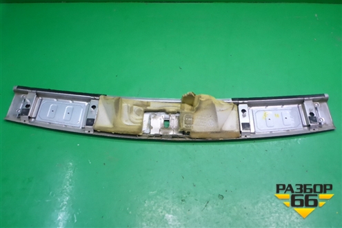 Обшивка багажника на заднюю панель (7L5863459C) для Porsche Cayenne с 2003-2010г (Каен)