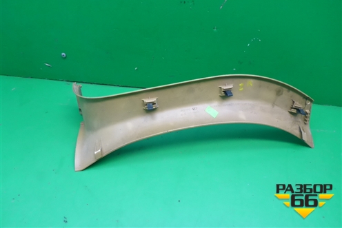 Обшивка багажника на заднюю панель правая (7L5868448) для Porsche Cayenne с 2003-2010г (Каен)