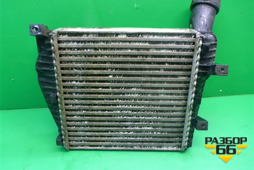 Интеркулер (левый 4.5л M48) для Porsche Cayenne с 2003-2010г (Каен)