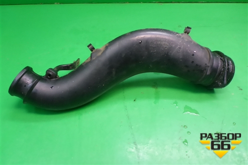 Патрубок интеркулера (левый 4.5л M48) (7L5145957) для Porsche Cayenne с 2003-2010г (Каен)