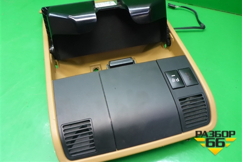 Плафон салонный передний (7L5868403) для Porsche Cayenne с 2003-2010г (Каен)