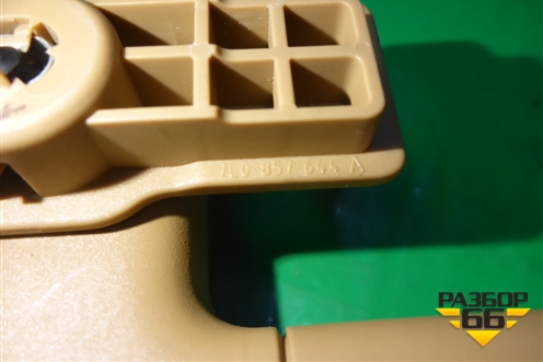 Ручка внутренняя потолочная (задняя правая) (7L0857644A) для Porsche Cayenne с 2003-2010г (Каен)