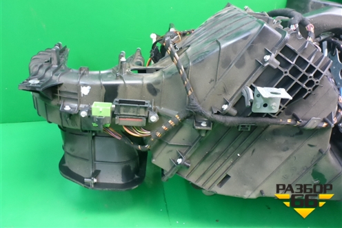 Корпус отопителя (7L0819988) для Porsche Cayenne с 2003-2010г (Каен)