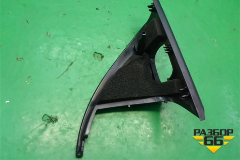 Накладка двери передней левой уголок (7L5837993D) для Porsche Cayenne с 2003-2010г (Каен)