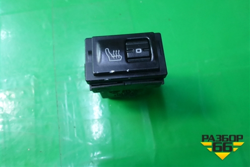 Кнопка обогрева сидений правая (7L5963564) для Porsche Cayenne с 2003-2010г (Каен)