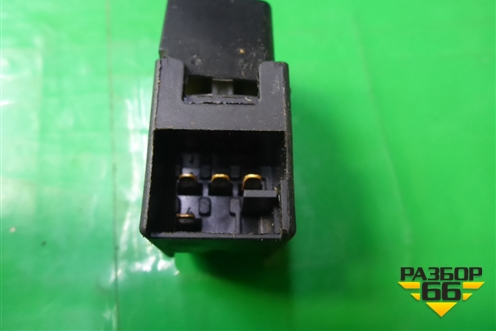 Кнопка открывания багажника (7L5959831) для Porsche Cayenne с 2003-2010г (Каен)