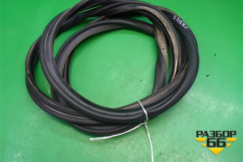 Уплотнитель багажника для Porsche Cayenne с 2003-2010г (Каен)