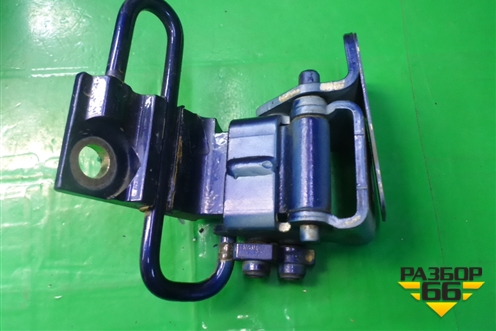 Петля двери задней левой нижняя (7L0833411) для Porsche Cayenne с 2003-2010г (Каен)