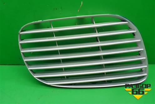 Решетка в передний бампер правая (до 2007г) (7L5807682A) для Porsche Cayenne с 2003-2010г (Каен)