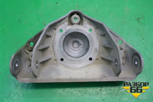 Кронштейн амортизатора переднего (левый) для Porsche Cayenne с 2003-2010г (Каен)