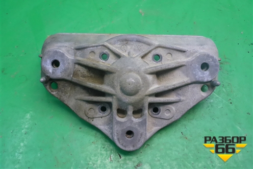 Кронштейн амортизатора переднего (левый) для Porsche Cayenne с 2003-2010г (Каен)