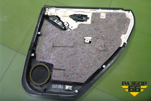 Обшивка двери задней левой под электрику (8290B1AA5B) для Nissan Murano (Z51) с 2007-2015г (Мурано)