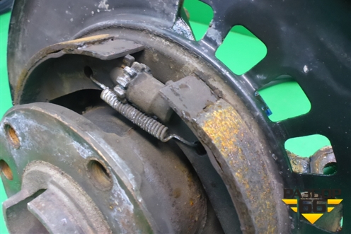 Кулак задний правый для Porsche Cayenne с 2003-2010г (Каен)