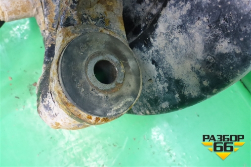 Кулак задний правый для Porsche Cayenne с 2003-2010г (Каен)