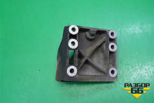 Кронштейн опоры двигателя правый (4.5л M48) (9481152012R) для Porsche Cayenne с 2003-2010г (Каен)