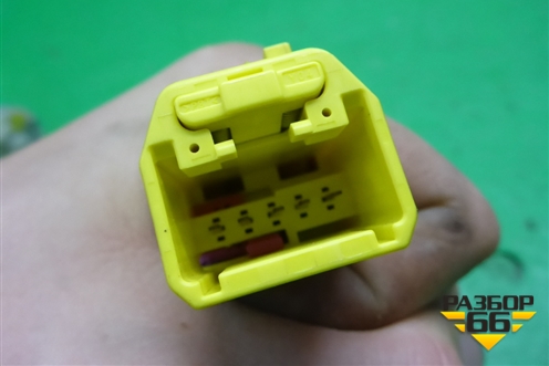 Моторчик регулировки ремня безопасности для Porsche Cayenne с 2003-2010г (Каен)