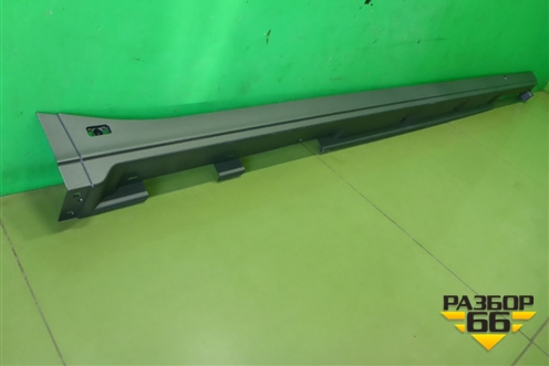 Накладка на порог наружная правая (новая) (7585048040) для Lexus RX 350 c 2015г (РХ)