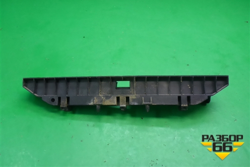 Кронштейн (пола багажника) (7L0864225B) для Porsche Cayenne с 2003-2010г (Каен)