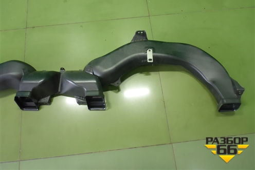 Воздуховод отопителя (центральный под торедо правый руль) (278601AE0A) для Nissan Murano (Z51) с 2007-2015г (Мурано)