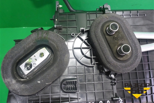 Корпус отопителя (правый руль) (271101AE0A) для Nissan Murano (Z51) с 2007-2015г (Мурано)