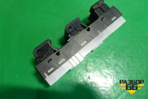 Модуль управления стеклоподъёмниками (правый руль) (254011AM0A) для Nissan Murano (Z51) с 2007-2015г (Мурано)