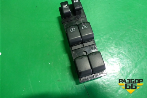 Модуль управления стеклоподъёмниками (правый руль) (254011AM0A) для Nissan Murano (Z51) с 2007-2015г (Мурано)