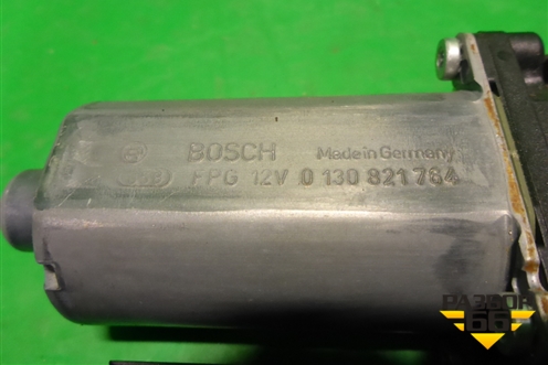 Моторчик стеклоподъёмника задний правый (7L0959794A) для Volkswagen Touareg c 2002-2010г (Туарег)