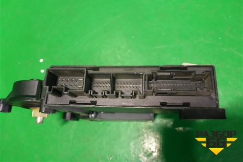 Моторчик стеклоподъёмника задний правый (7L0959794A) для Volkswagen Touareg c 2002-2010г (Туарег)