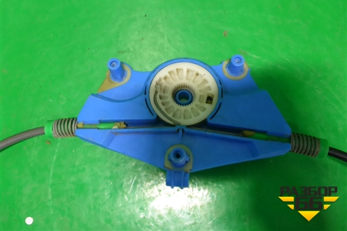 Стеклоподъёмник электрический задний правый (без моторчика) для Audi A4 (В6) с 2000-2006г (А4)