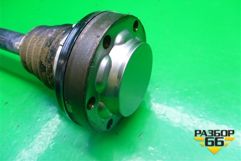 Привод задний (7L0501201) для Volkswagen Touareg c 2002-2010г (Туарег)