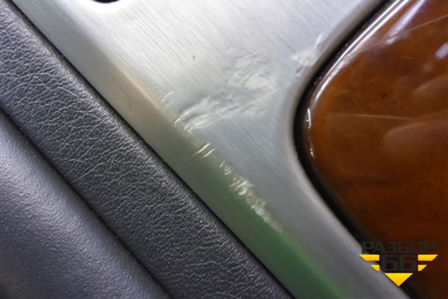 Обшивка двери задней правой под электрику (7L6867212) для Volkswagen Touareg c 2002-2010г (Туарег)